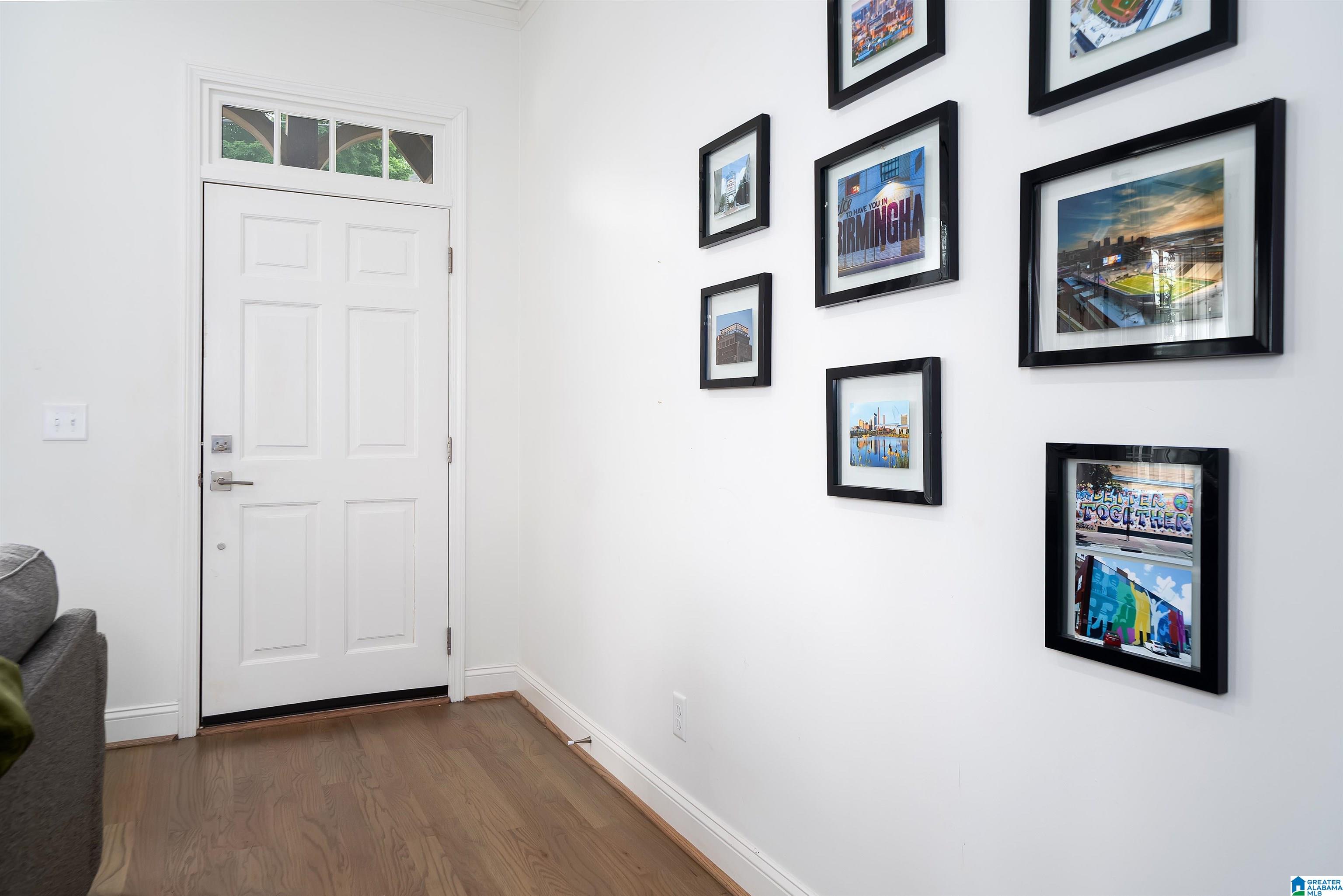 1624 RICHARD ARRINGTON BOULEVARD Unit: 5 UNITS IN TOTAL