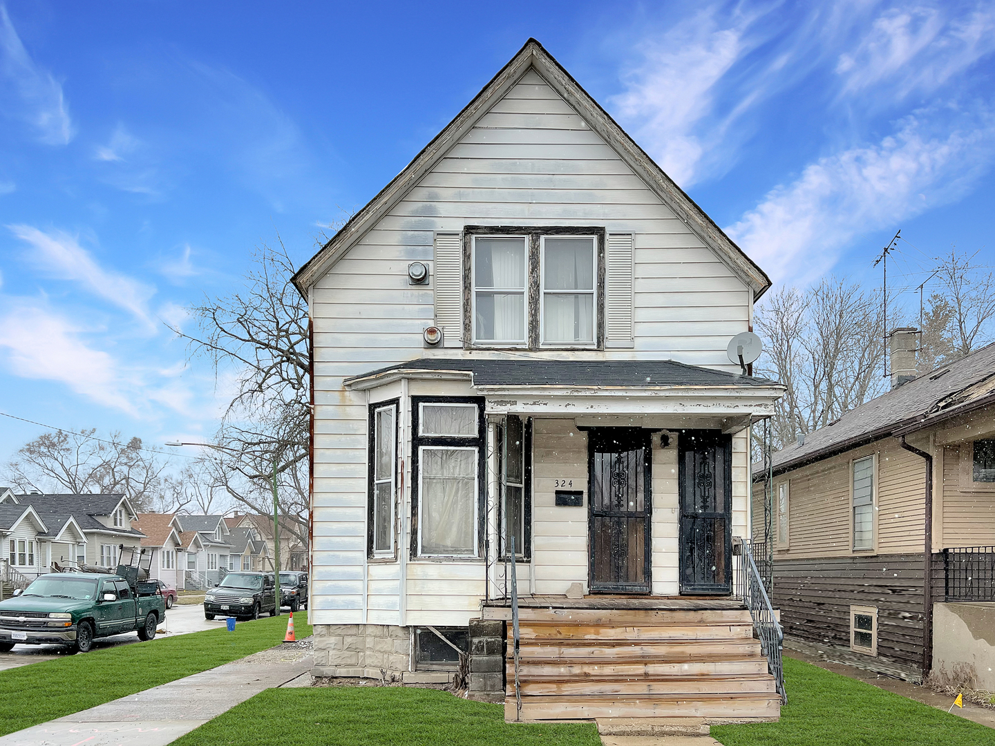 324 W 114th Street