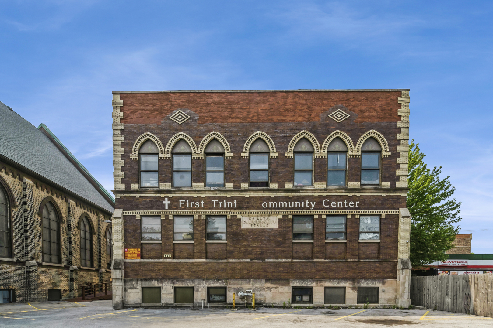 643 W 31st Street