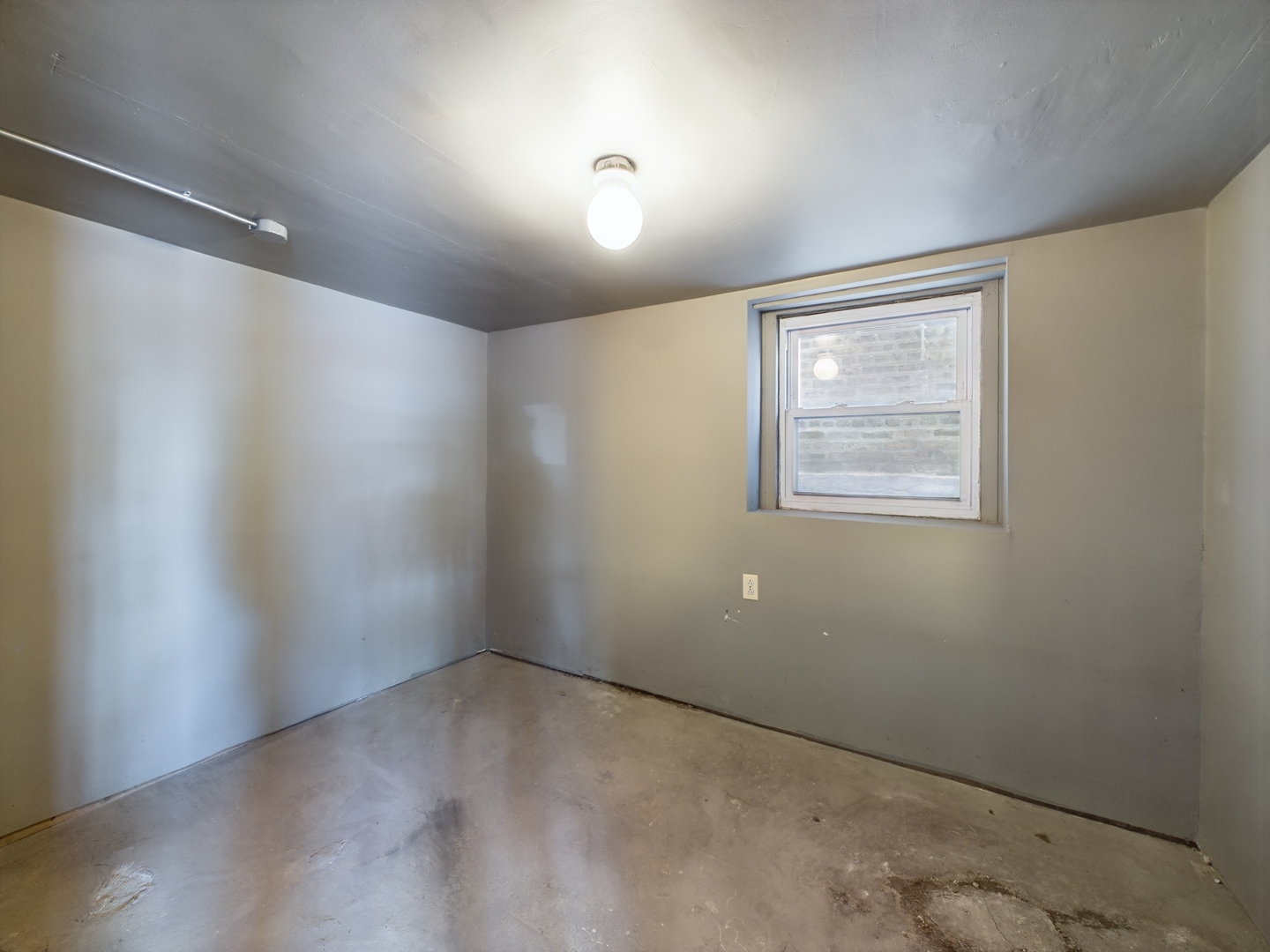 1310 S 49th Court