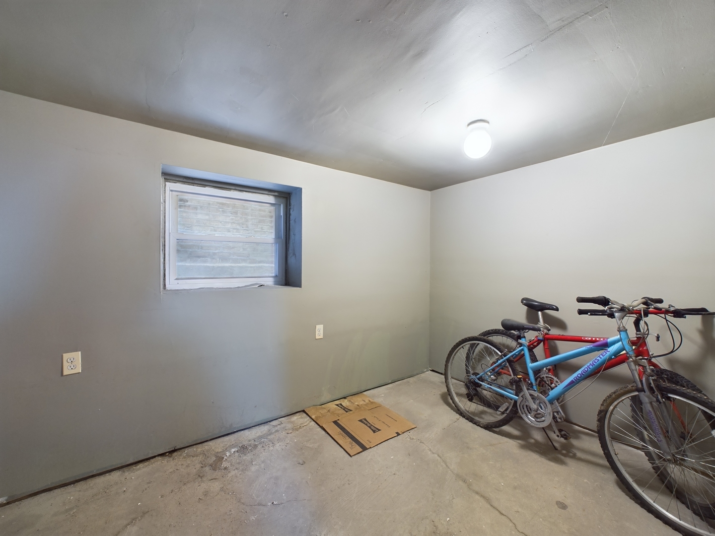 1310 S 49th Court