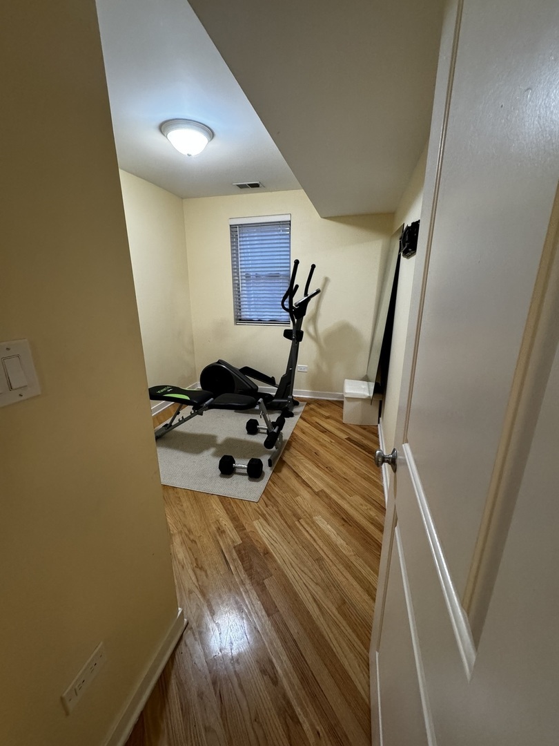 4812 N Hoyne Avenue Unit: 1