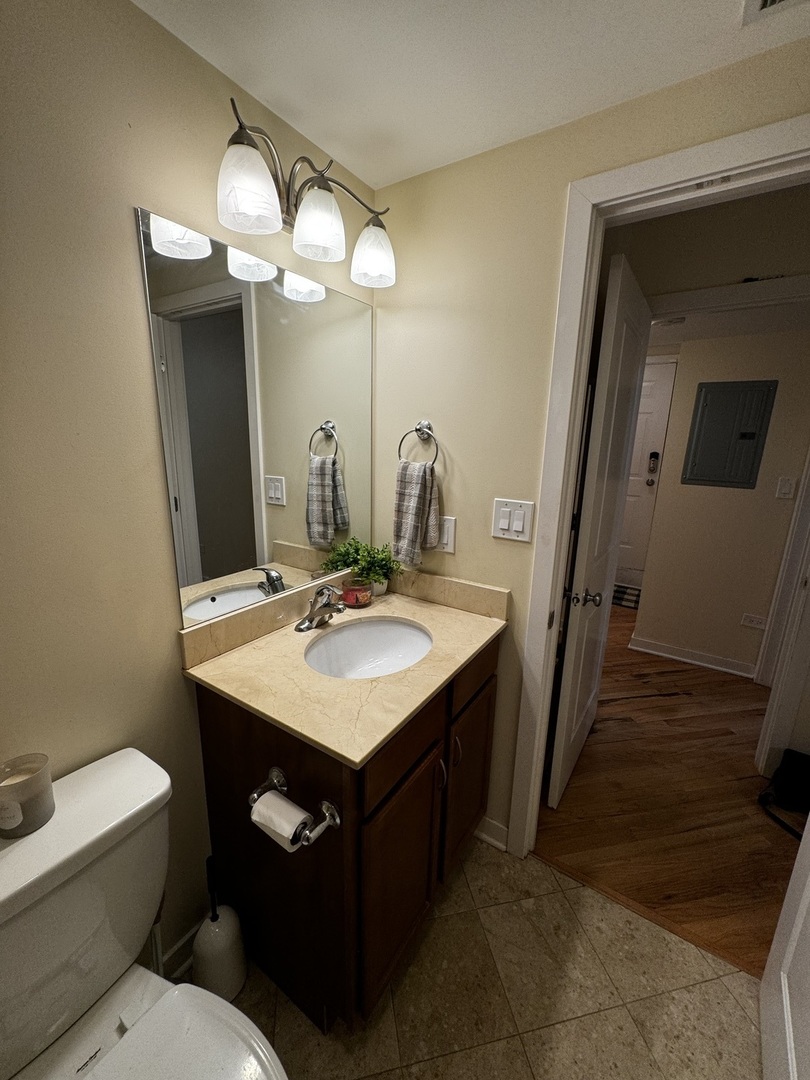 4812 N Hoyne Avenue Unit: 1