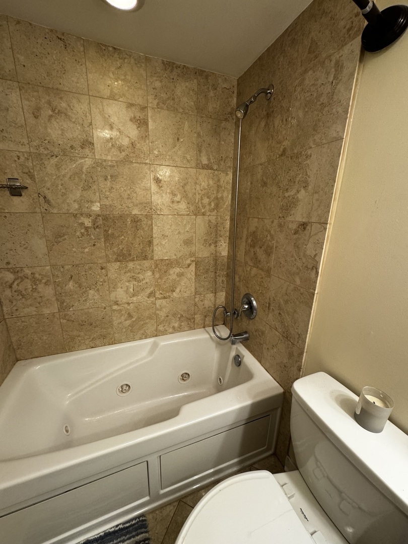 4812 N Hoyne Avenue Unit: 1