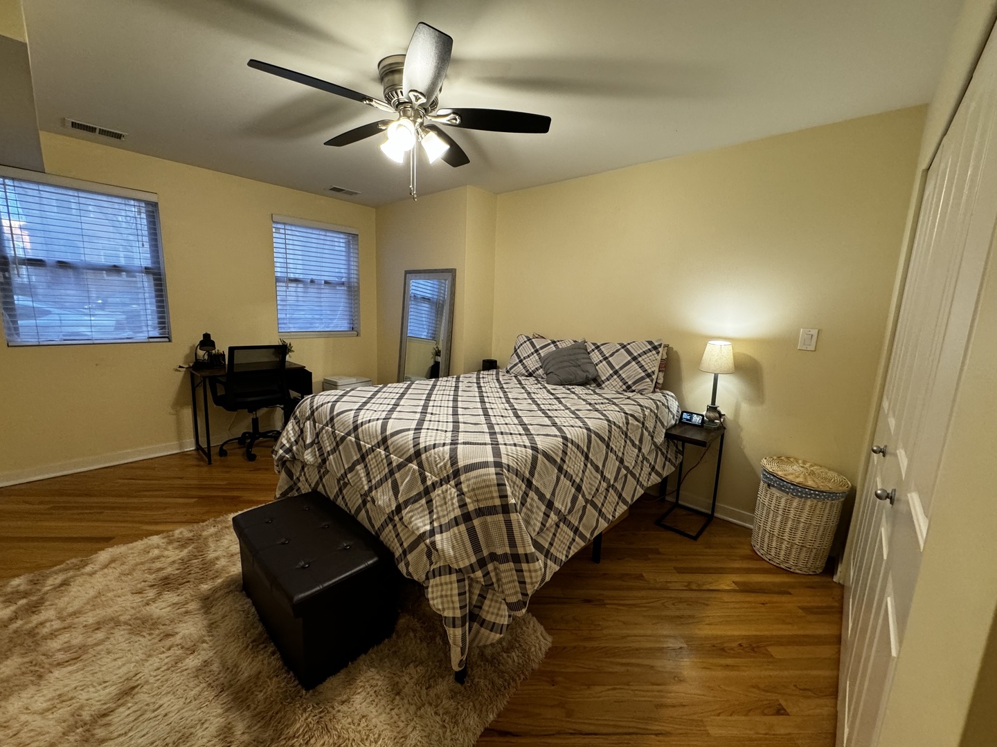 4812 N Hoyne Avenue Unit: 1