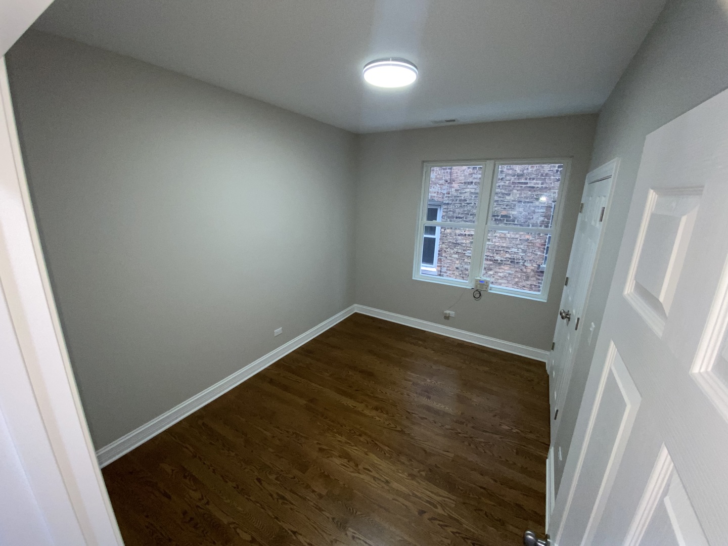 523 N Drake Avenue Unit: 2