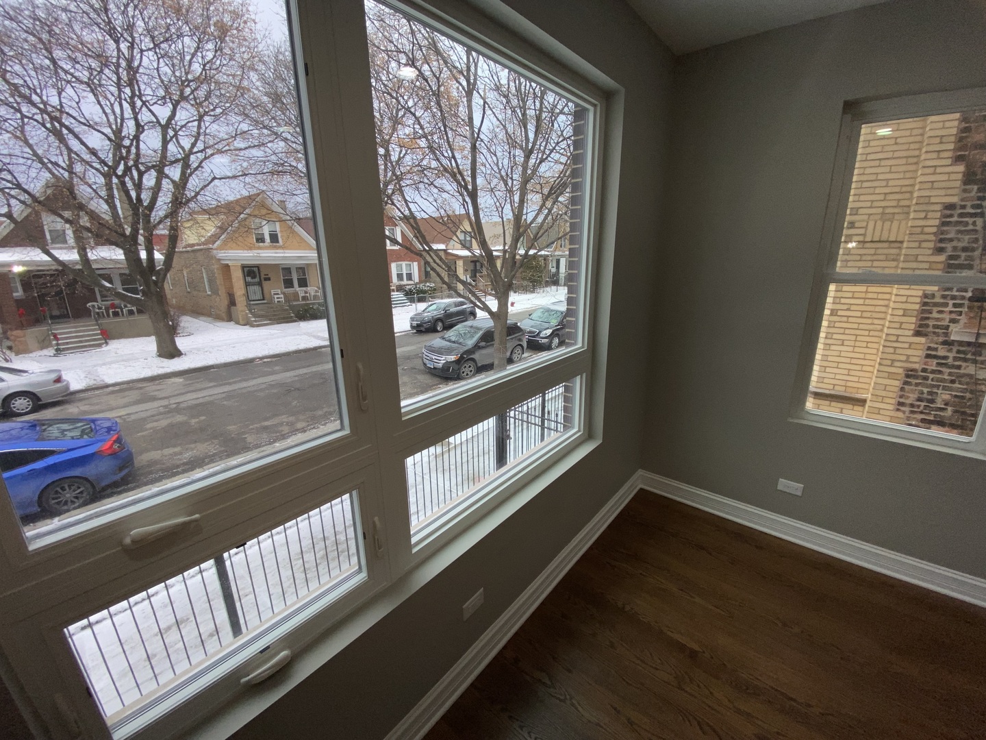 523 N Drake Avenue Unit: 2