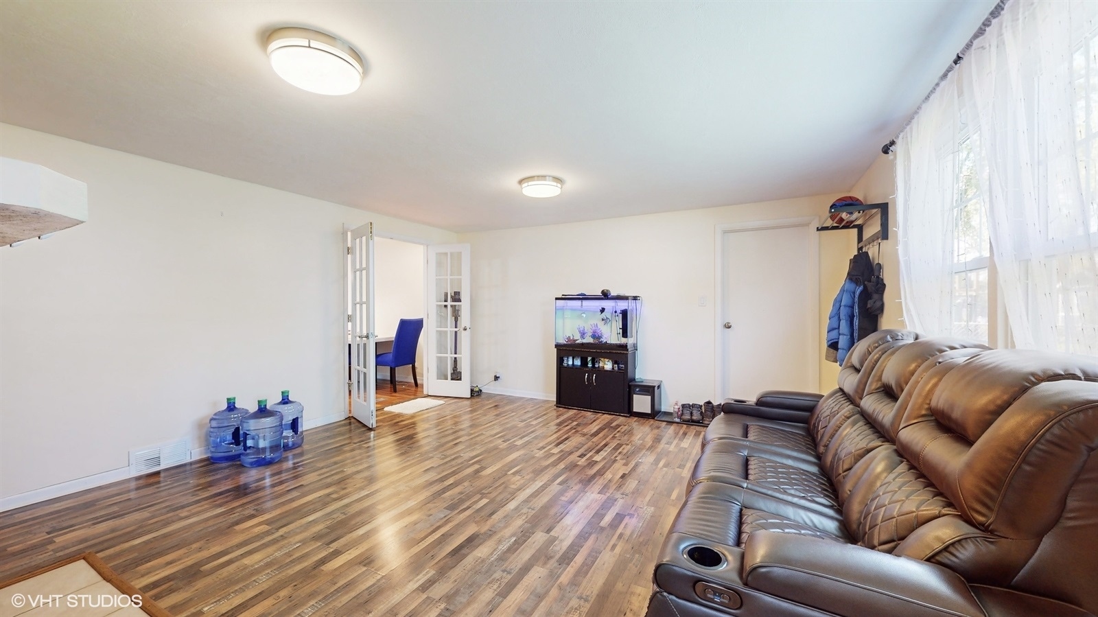 1334 Hampton Lane