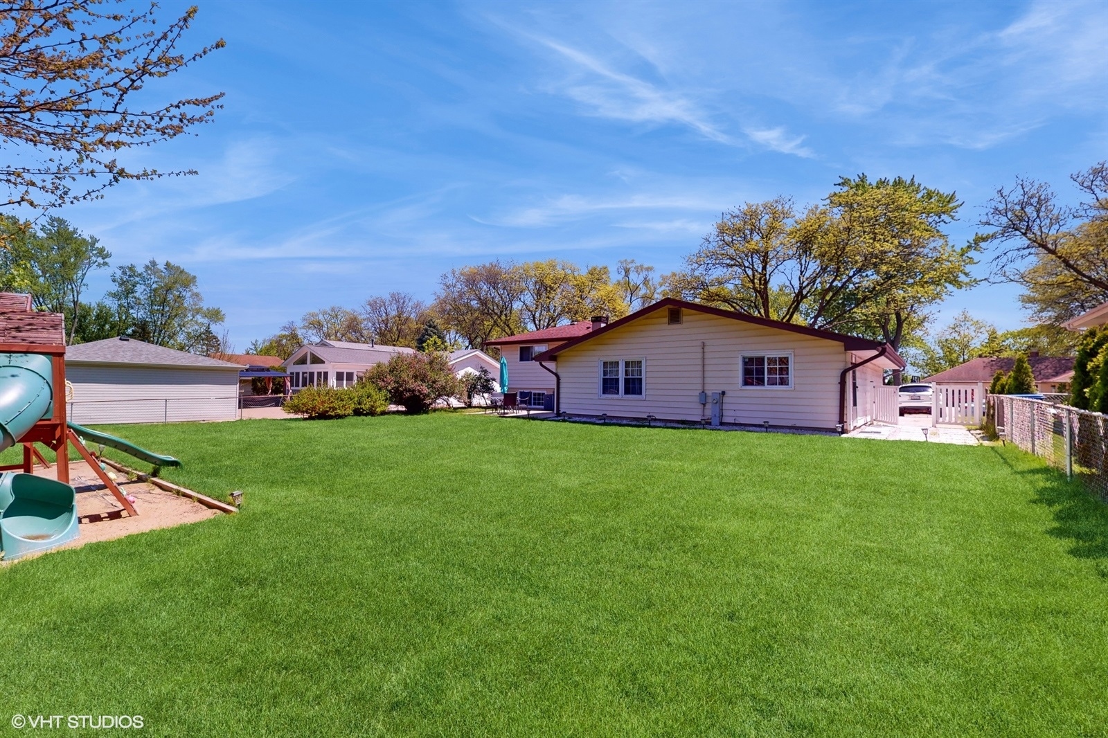1334 Hampton Lane