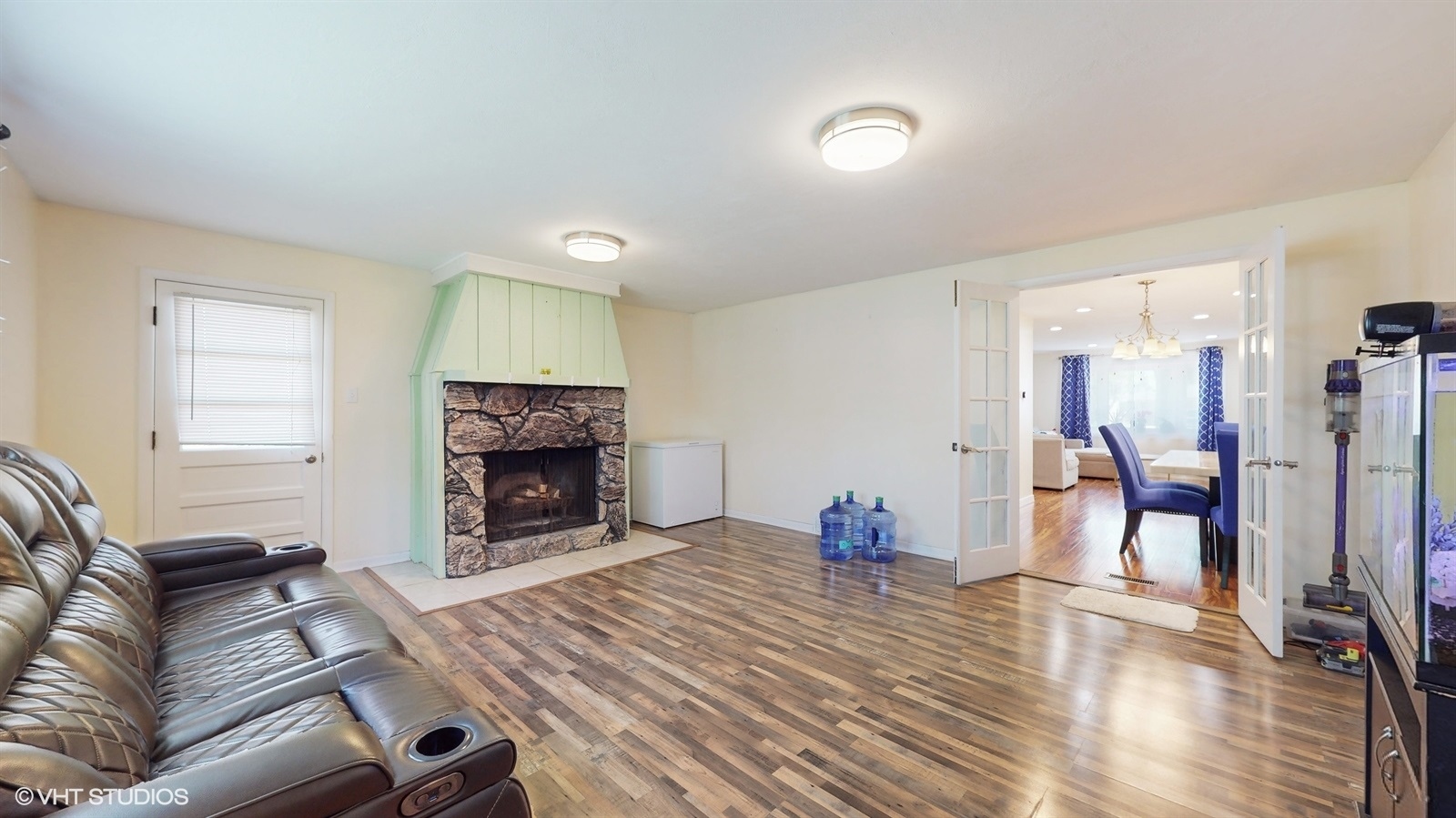 1334 Hampton Lane