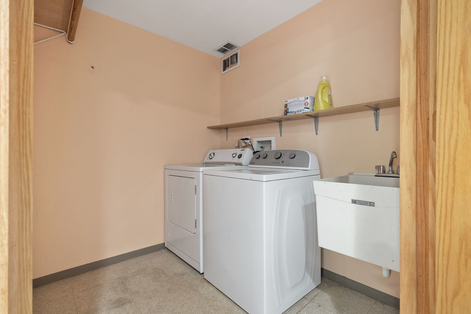 8802 W 83rd Place Unit: A