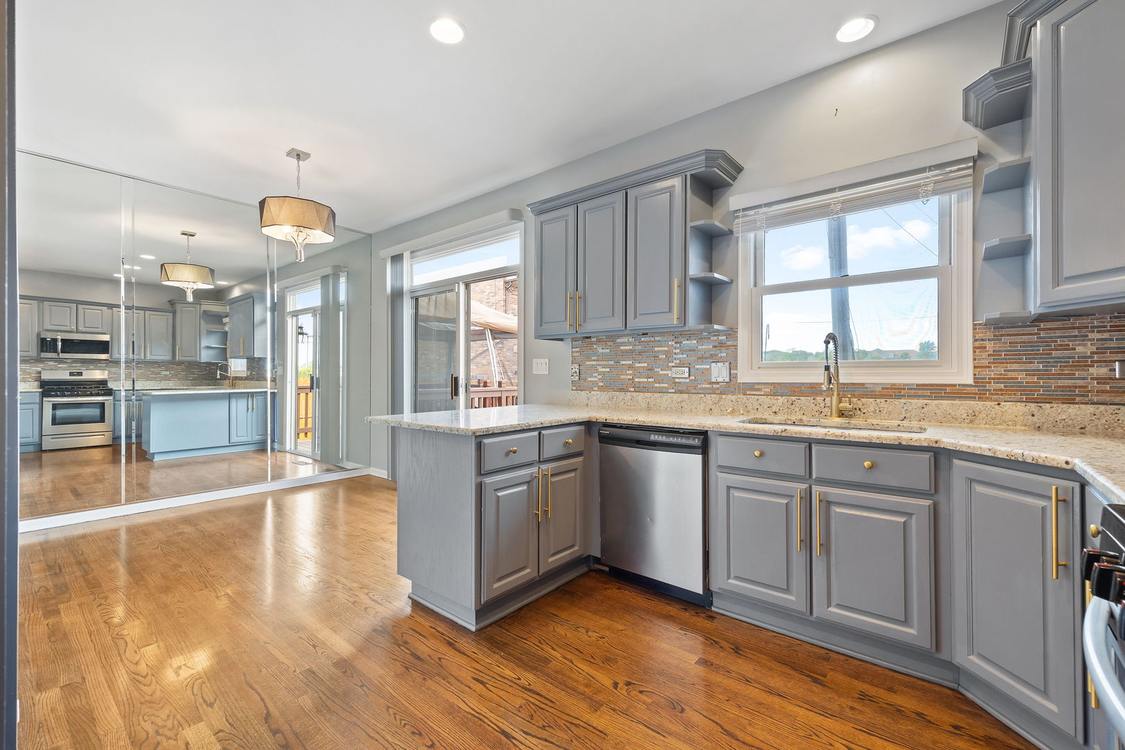 8802 W 83rd Place Unit: A