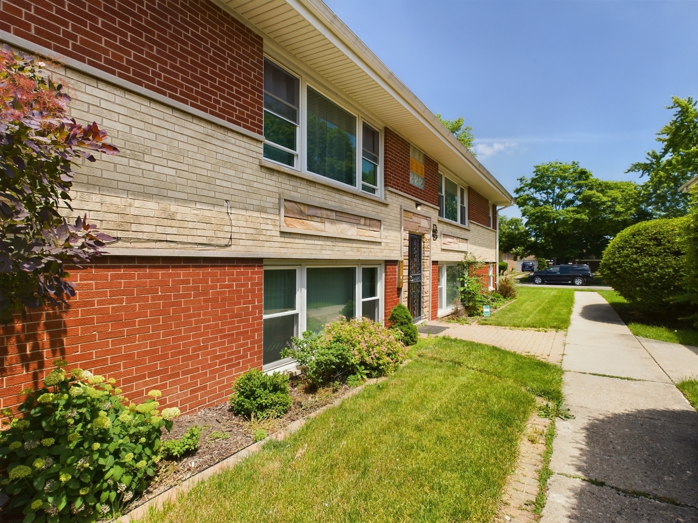2006 S 13th Avenue Unit: 2E