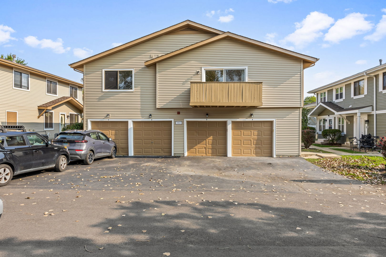 29W523 Winchester Circle S Unit: 4