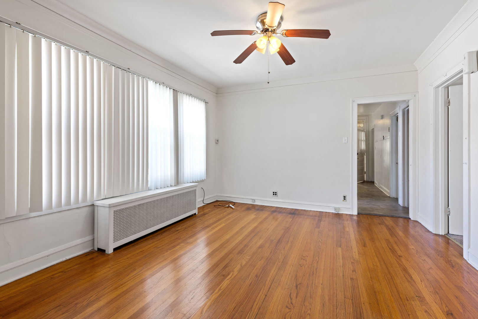 8715 S Euclid Avenue