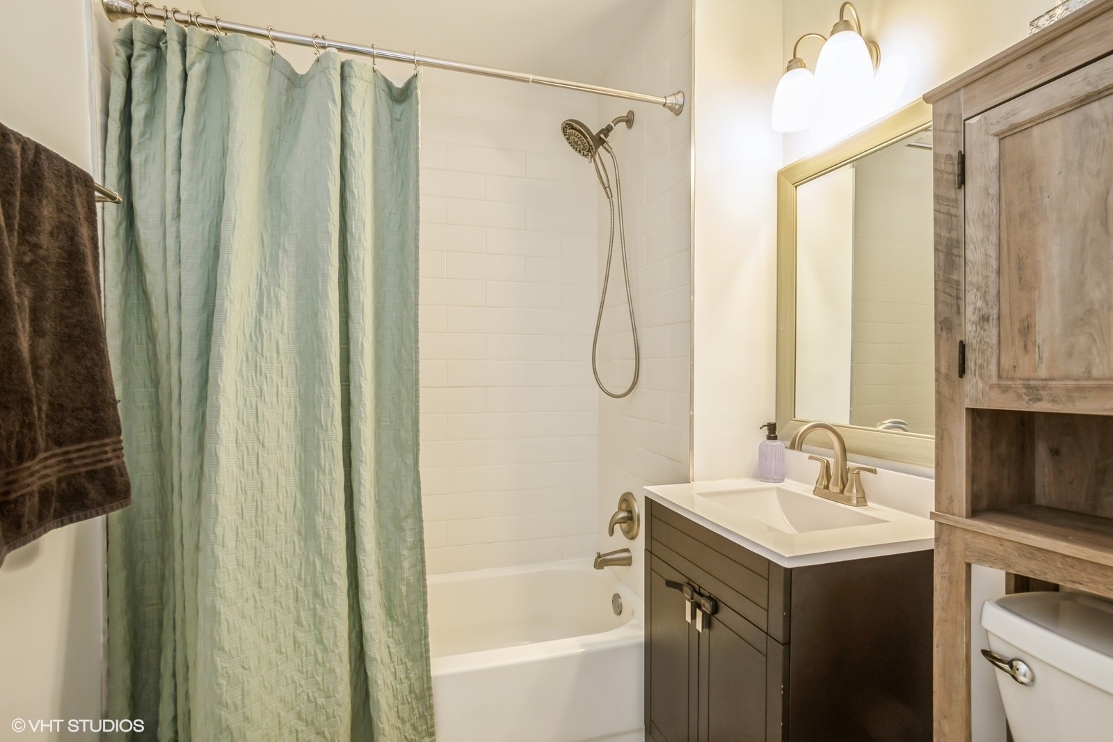 2412 Algonquin Road Unit: 5