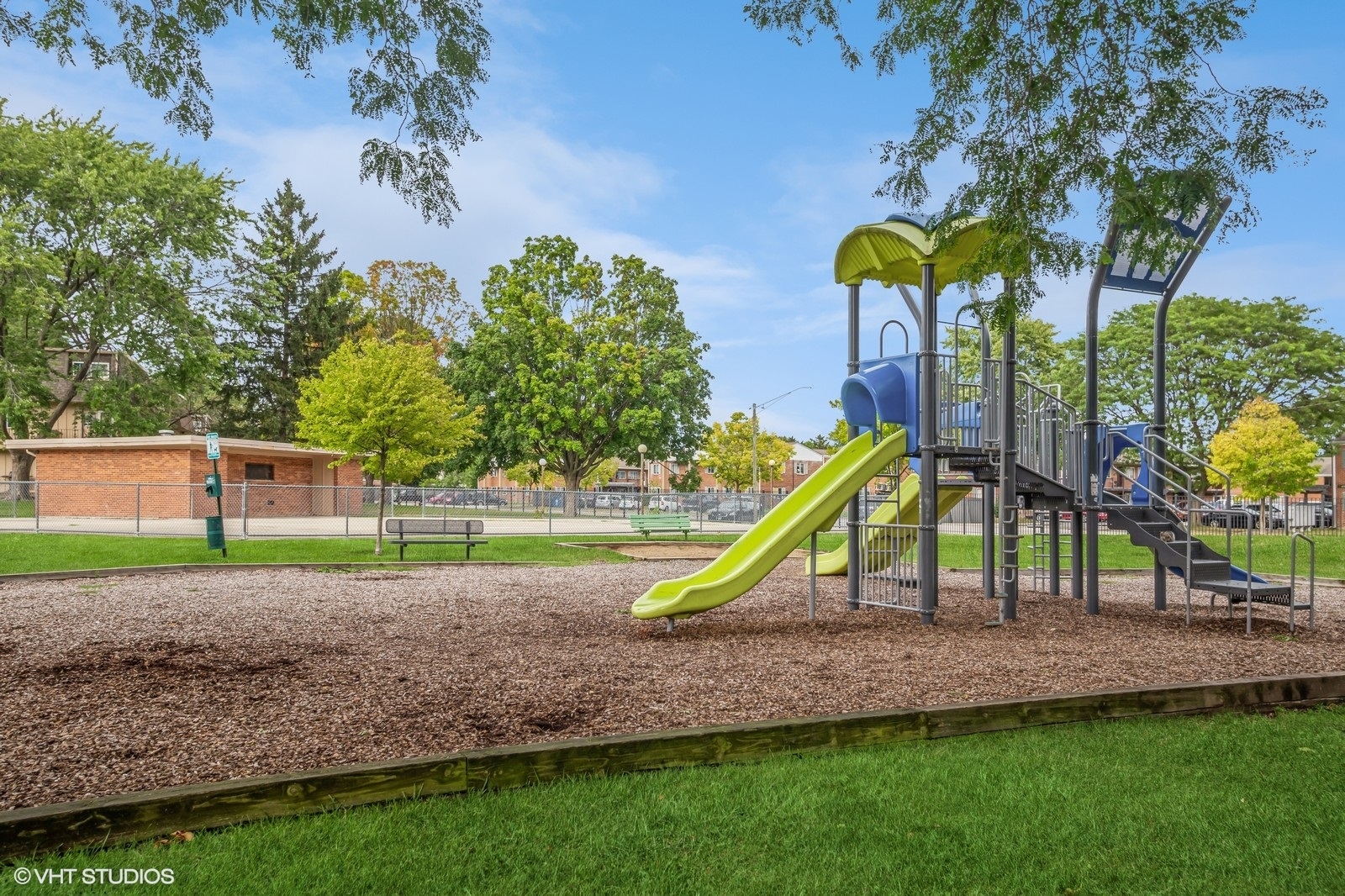 2412 Algonquin Road Unit: 5