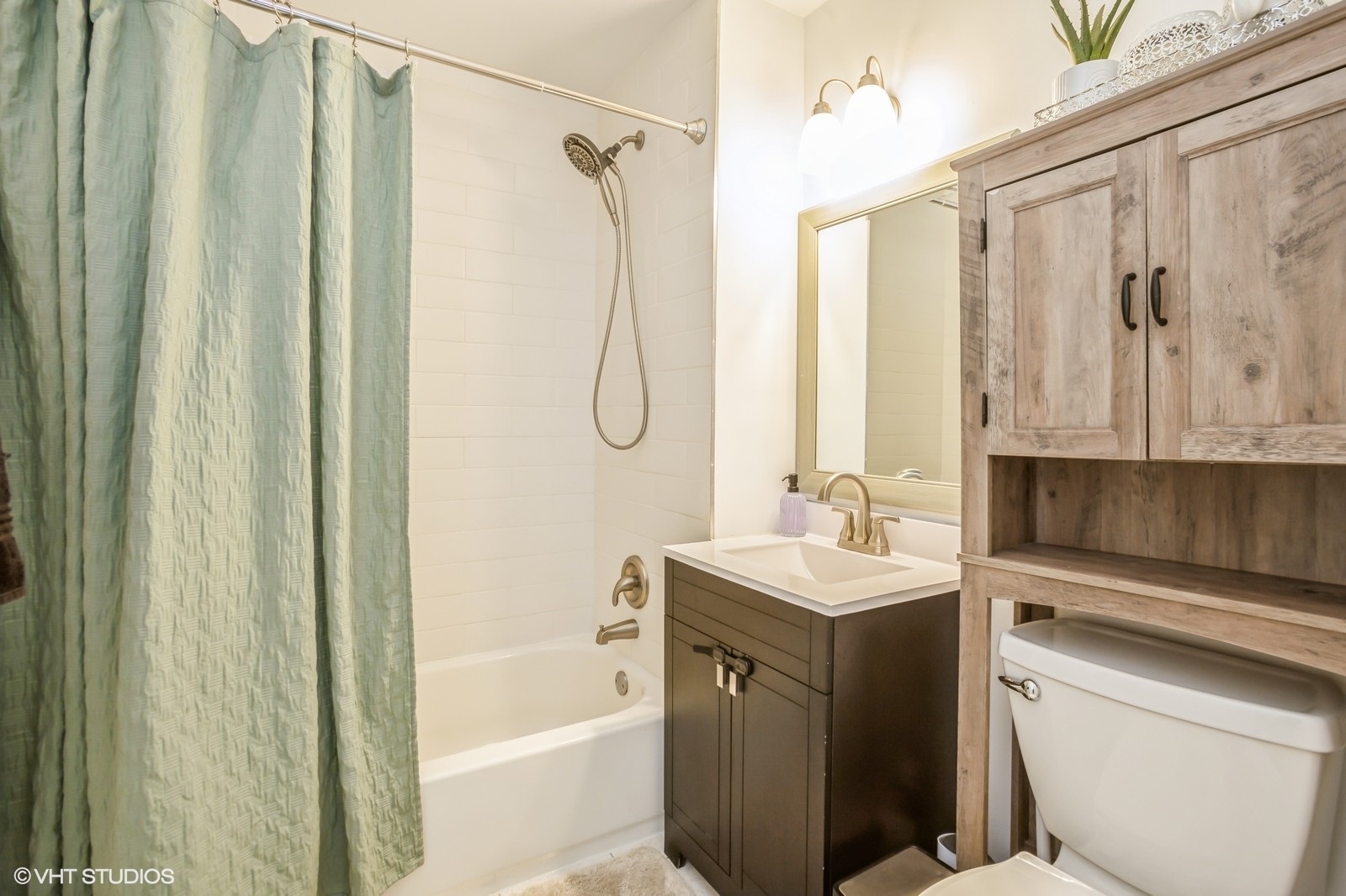2412 Algonquin Road Unit: 5