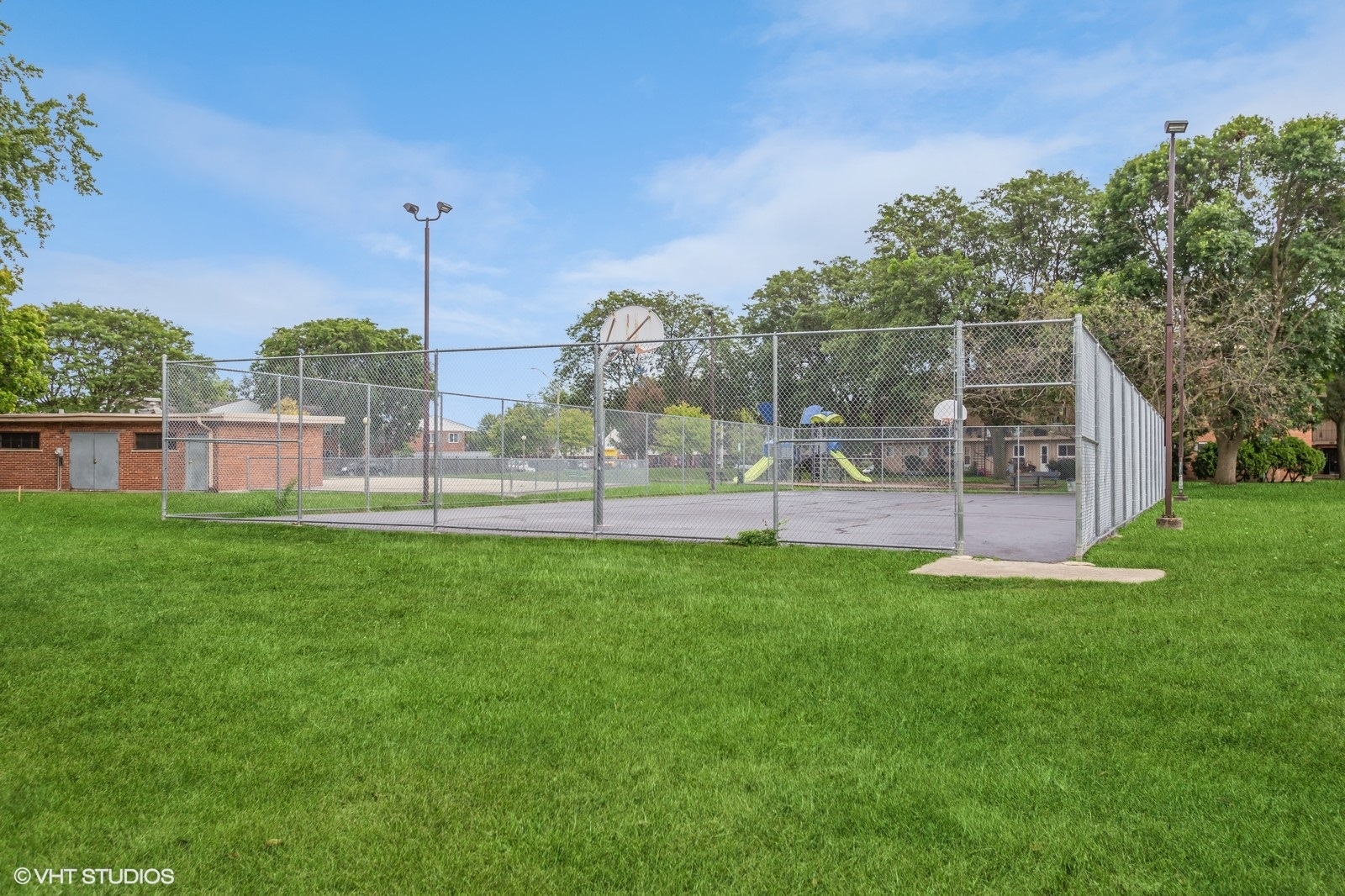 2412 Algonquin Road Unit: 5