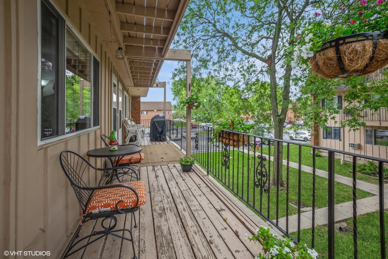 2412 Algonquin Road Unit: 5