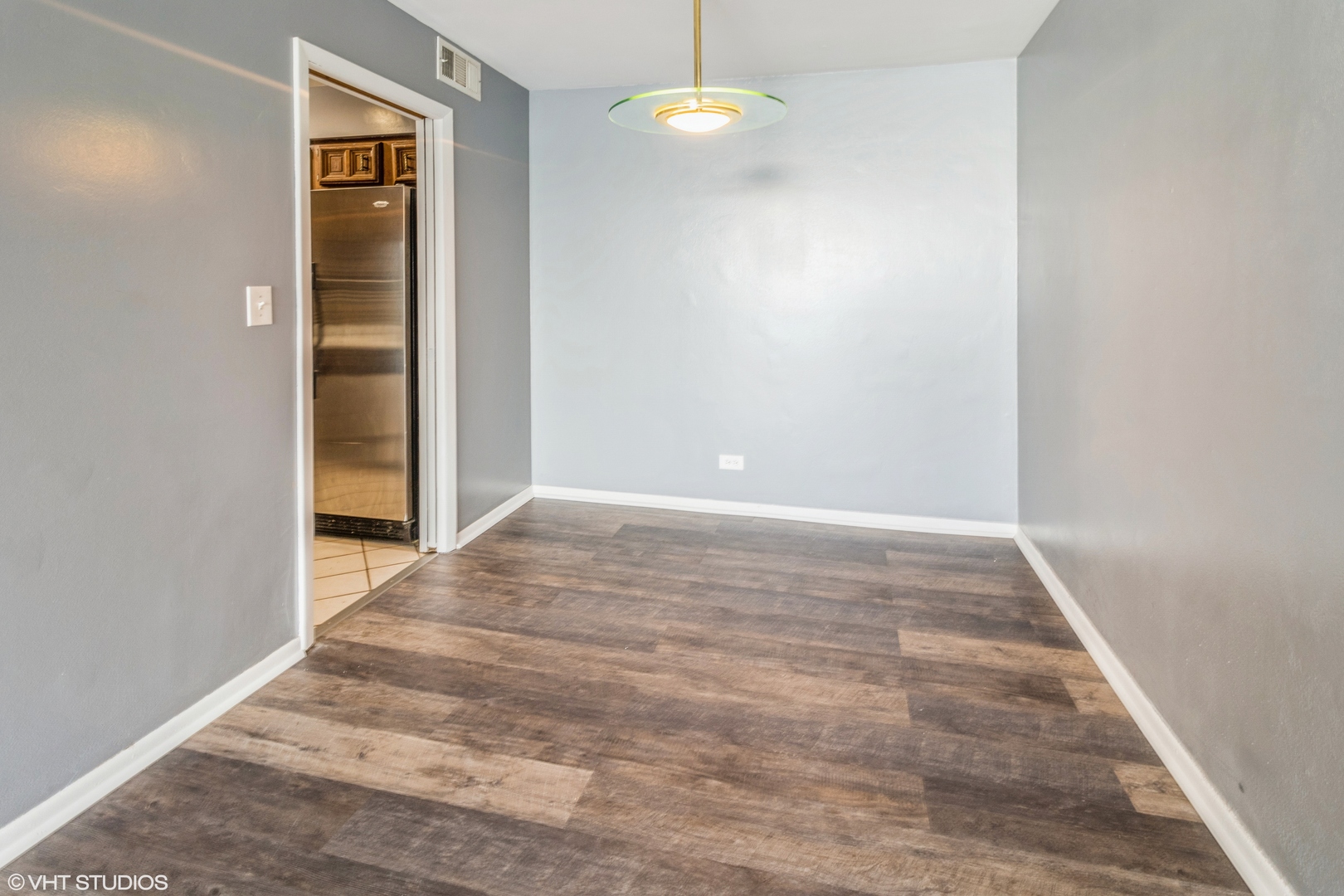 190 S Wood Dale Road Unit: 300
