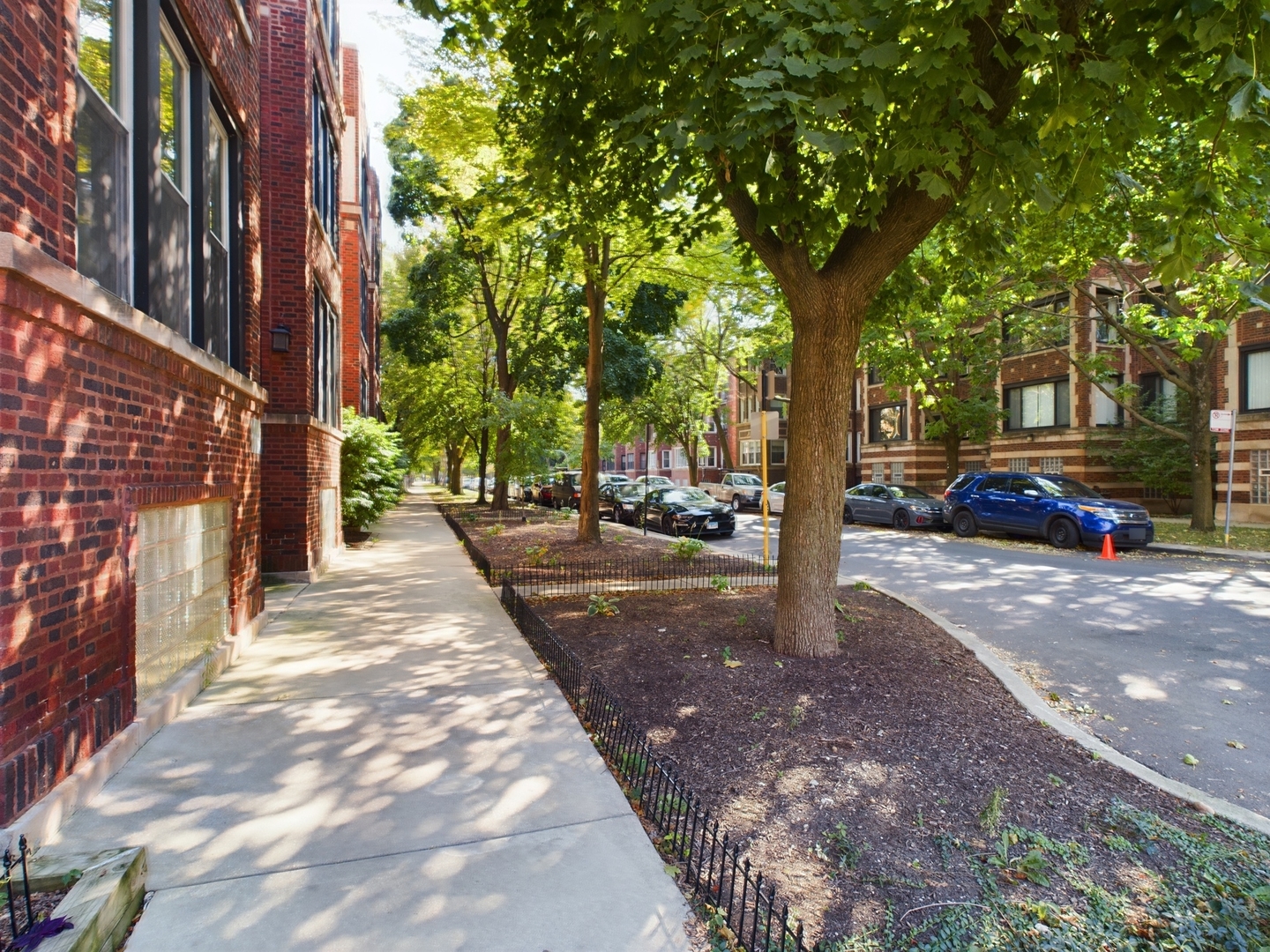5203 S Ingleside Avenue Unit: 1