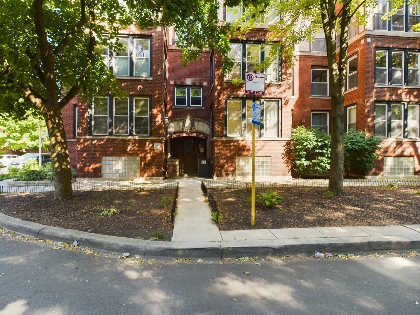 5203 S Ingleside Avenue Unit: 1