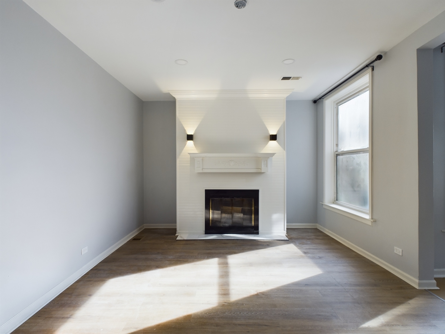5203 S Ingleside Avenue Unit: 1