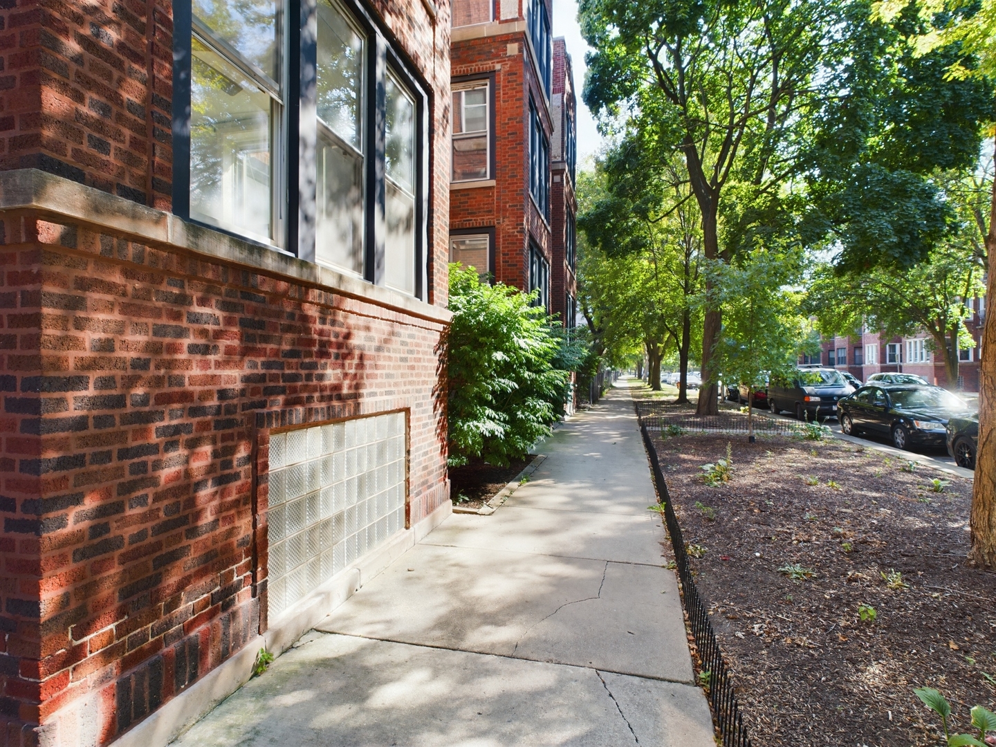 5203 S Ingleside Avenue Unit: 1