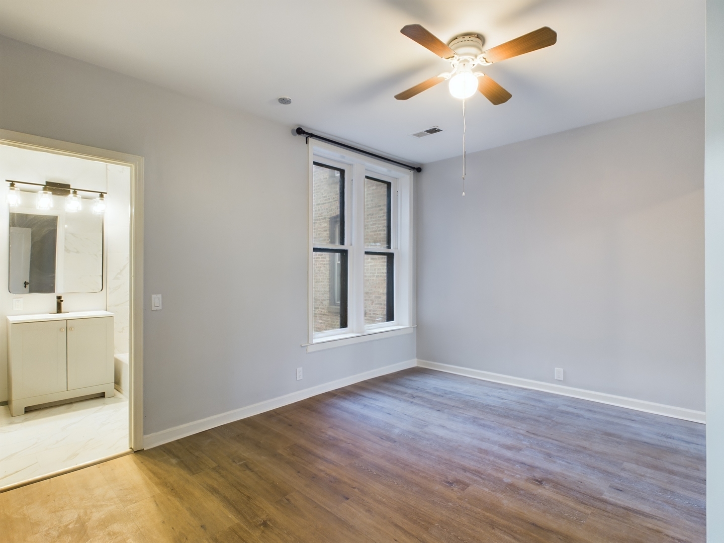 5203 S Ingleside Avenue Unit: 1
