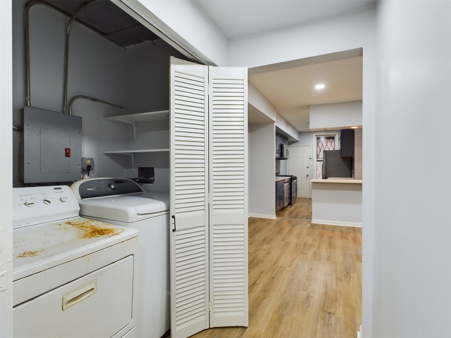 5203 S Ingleside Avenue Unit: 1