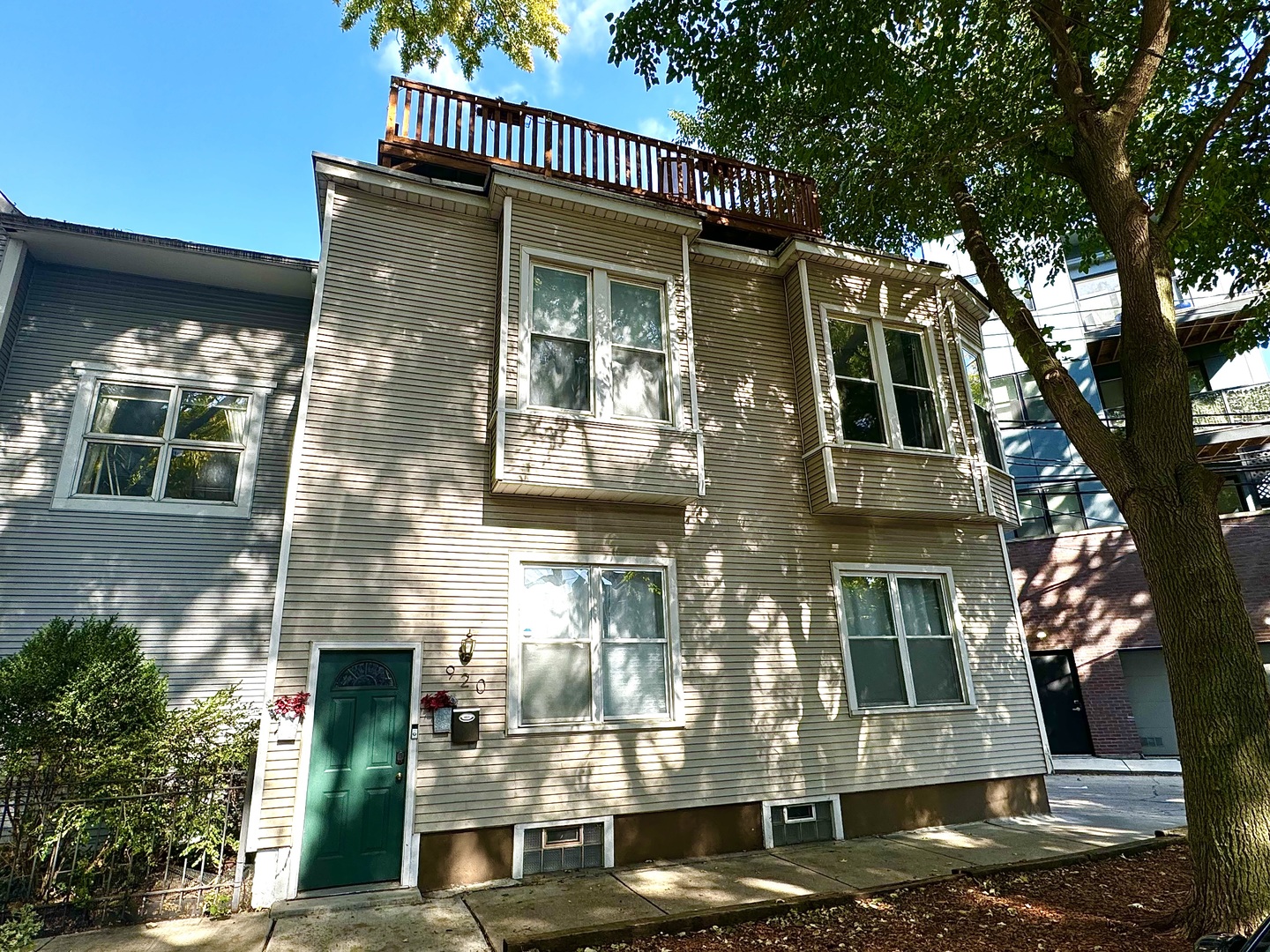 920 W Montana Street