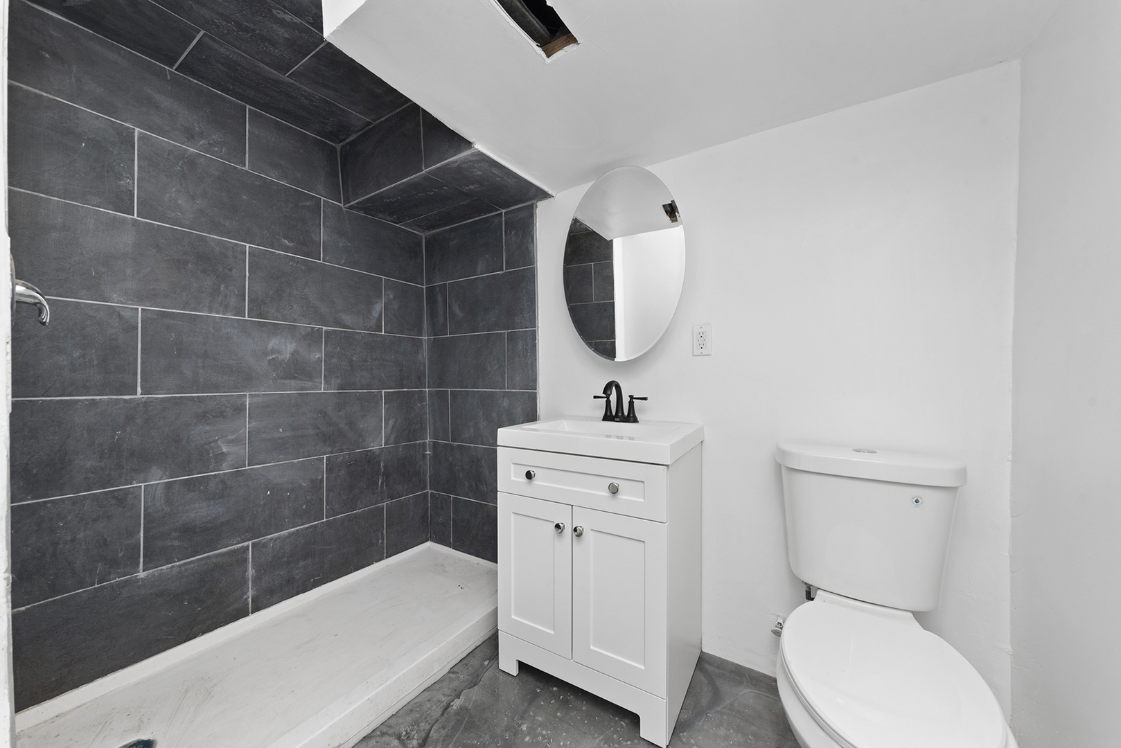 11141 S Wallace Street