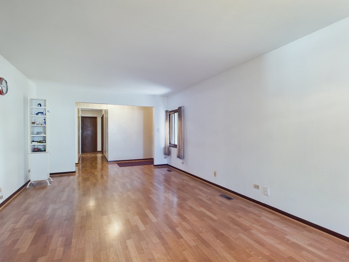 1700 Shorewood Drive W