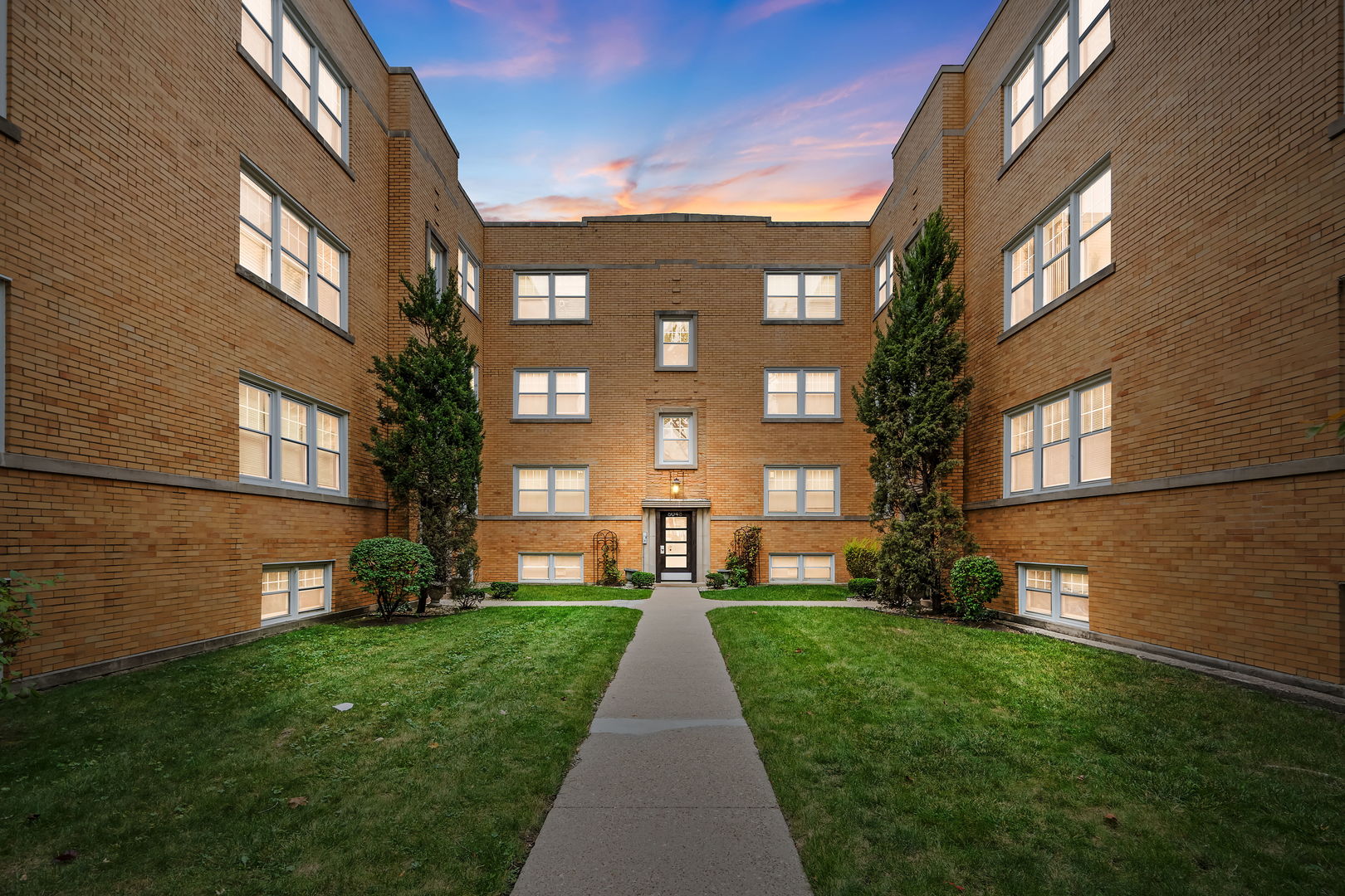 6046 N FRANCISCO Avenue Unit: GW