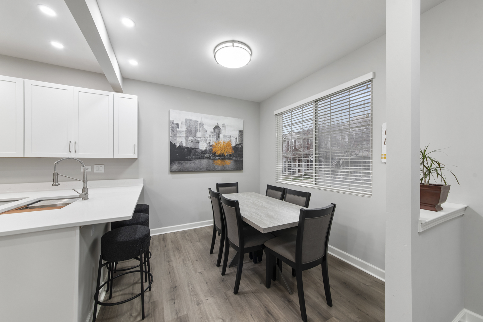 2261 Reflections Drive Unit: C1001
