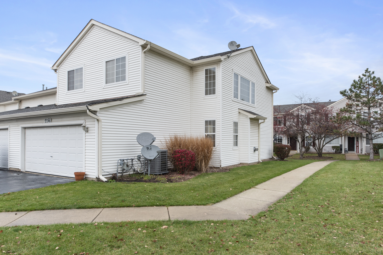 2261 Reflections Drive Unit: C1001