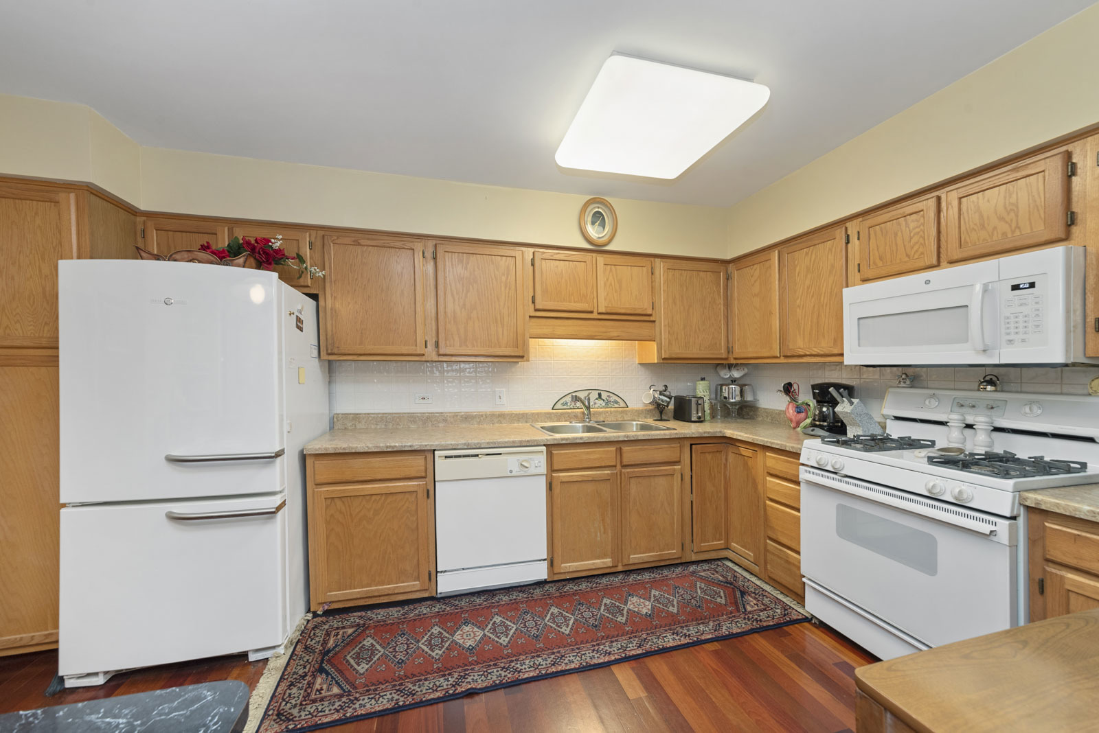 6400 W Berteau Avenue Unit: 509