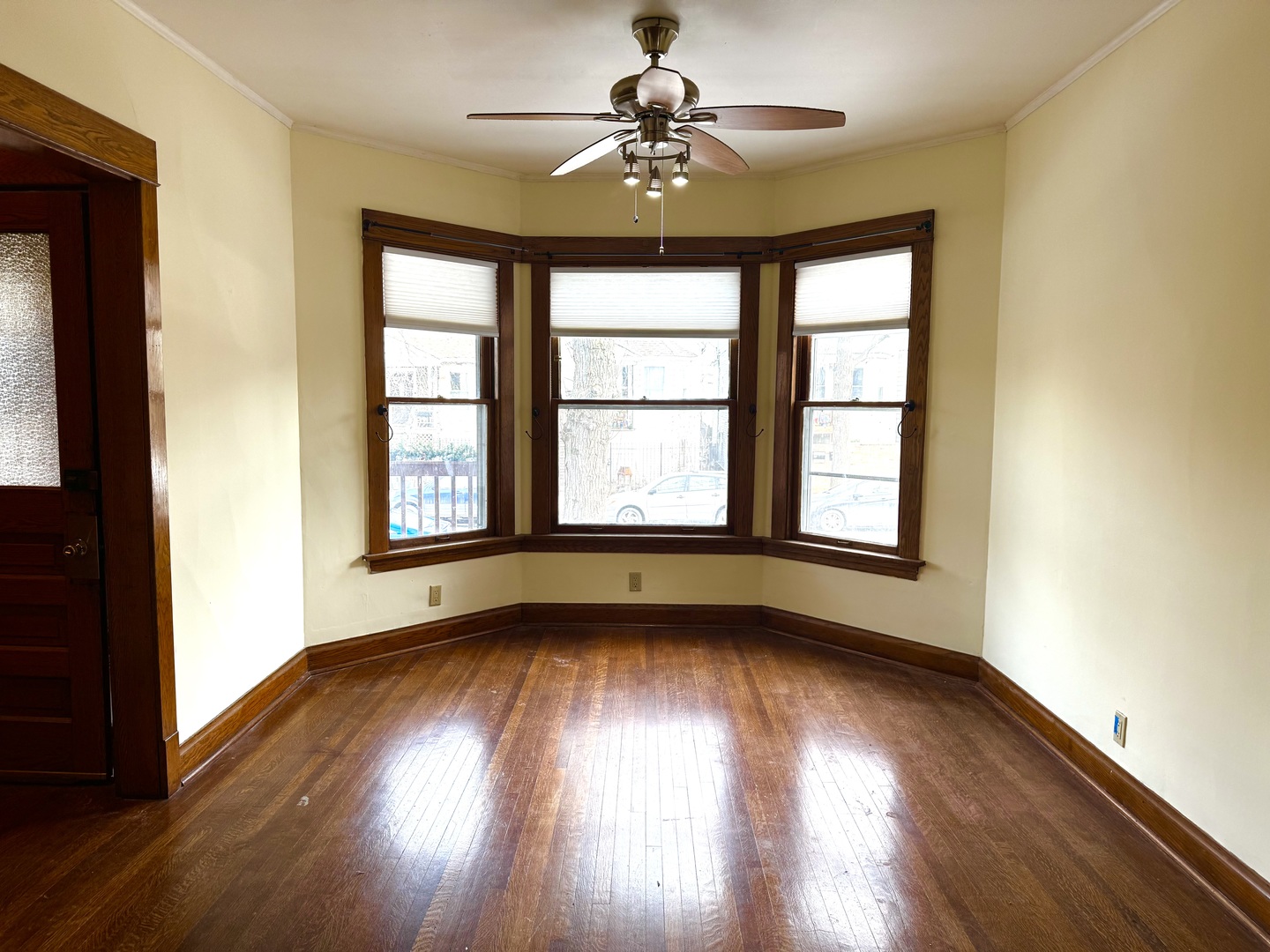 4318 N Albany Avenue Unit: 1