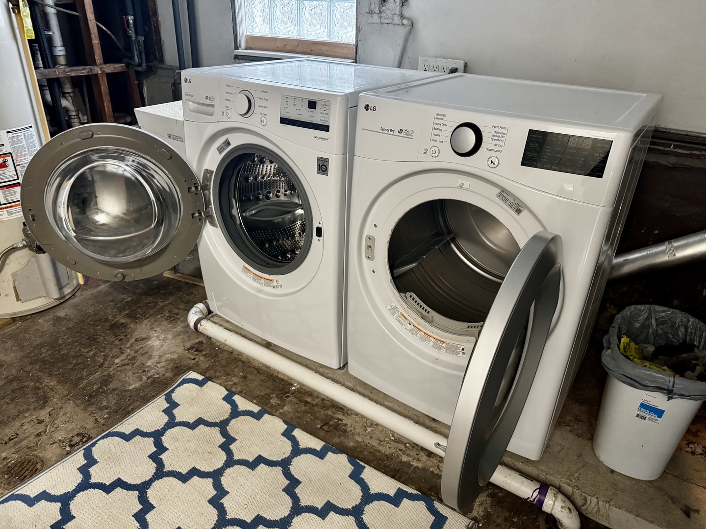 4318 N Albany Avenue Unit: 1