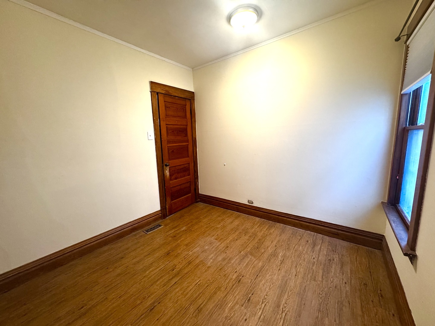 4318 N Albany Avenue Unit: 1