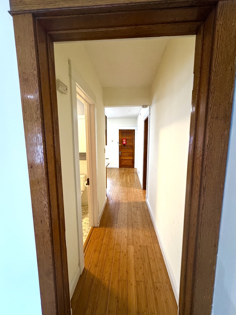 4318 N Albany Avenue Unit: 1