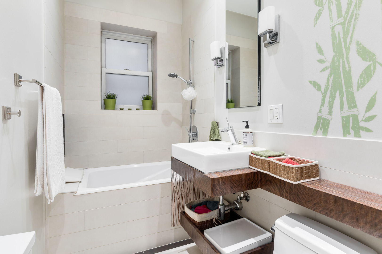 2120 N Cleveland Avenue Unit: 1