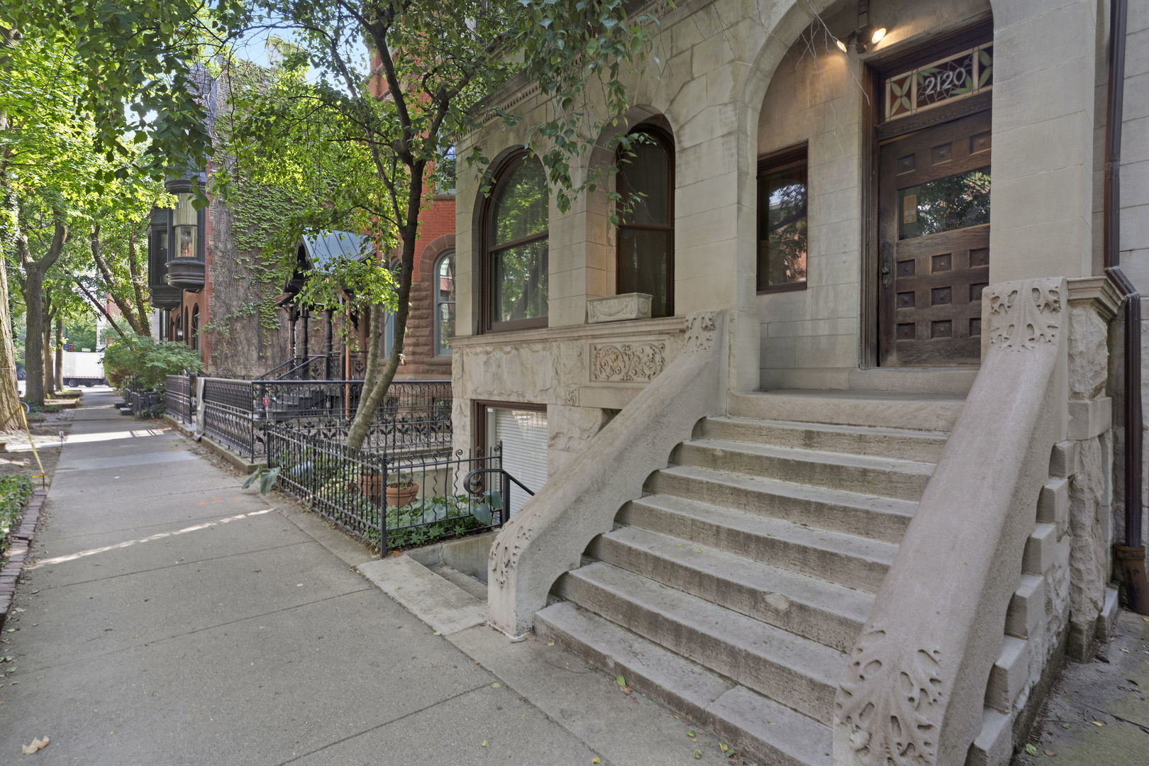 2120 N Cleveland Avenue Unit: 1