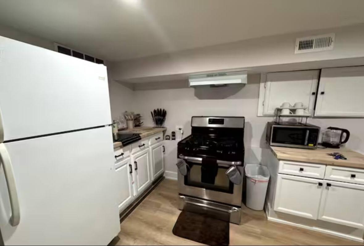 2125 N Stave Street Unit: 1