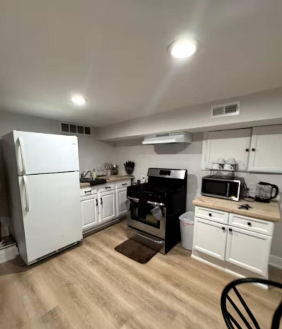 2125 N Stave Street Unit: 1