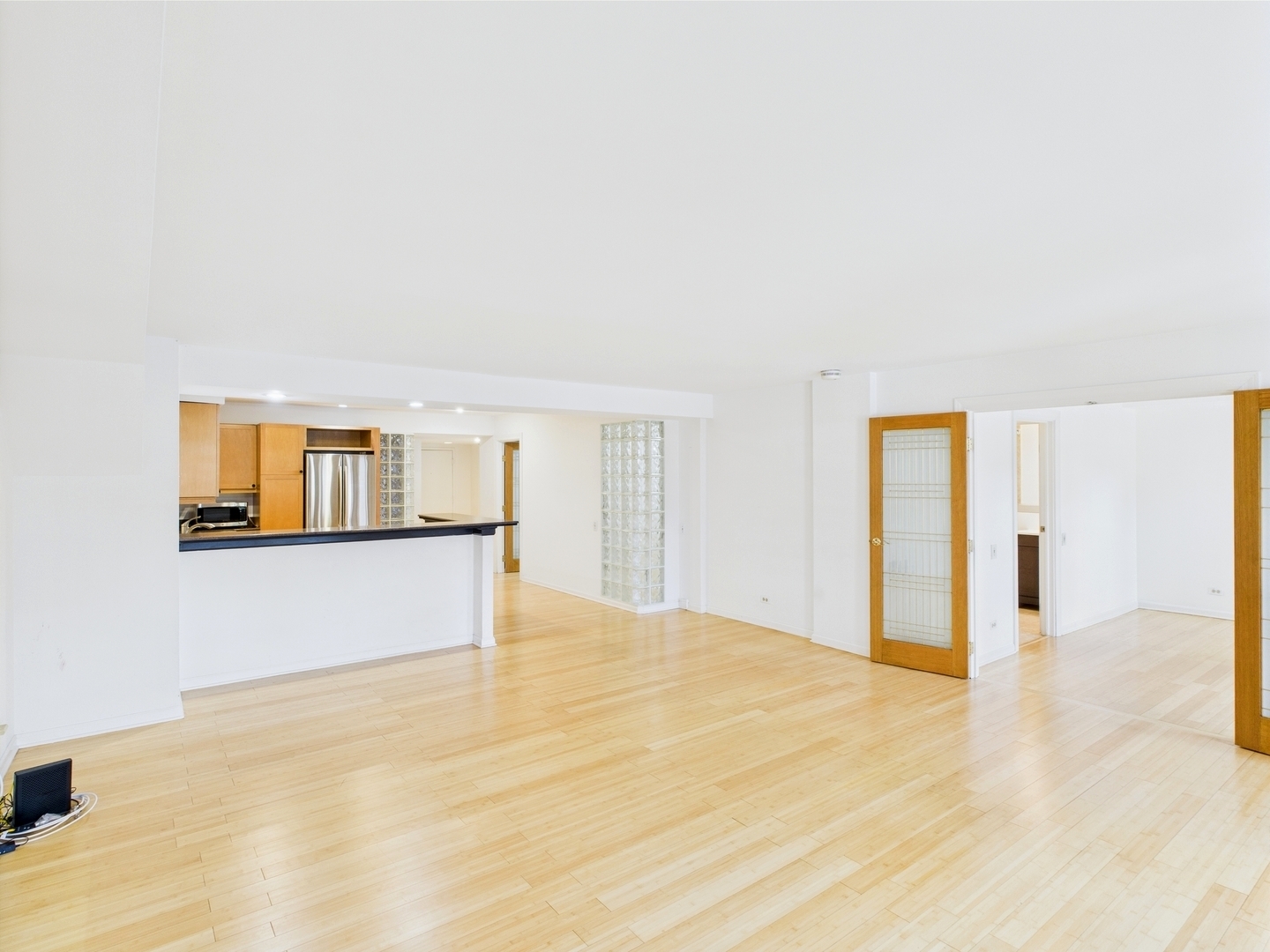 40 E 9th Street E Unit: 609