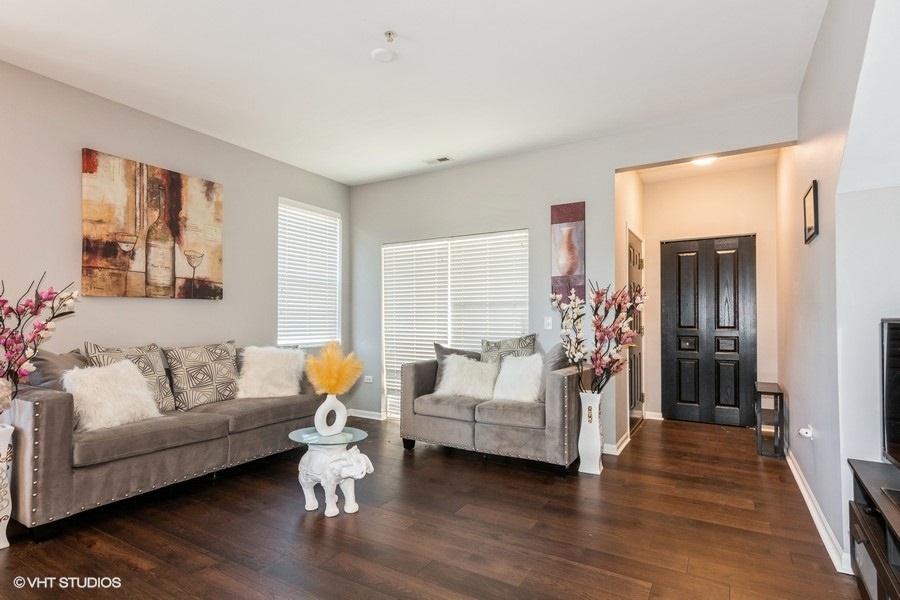 2305 Aurora Drive Unit: 2
