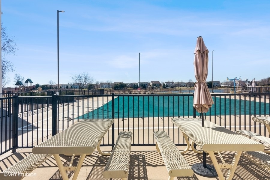 2305 Aurora Drive Unit: 2