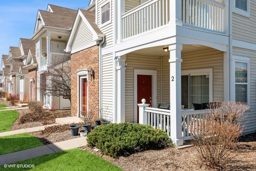 2305 Aurora Drive Unit: 2